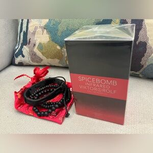 Spicebomb Viktor&Rolf EDP with set of bracelets 90 ml